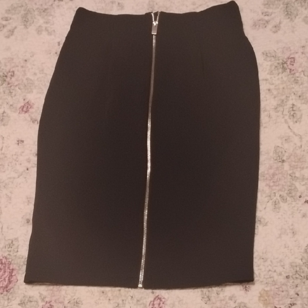 Philosophy Black Pencil Skirt with Silver Zipper Knee-Length